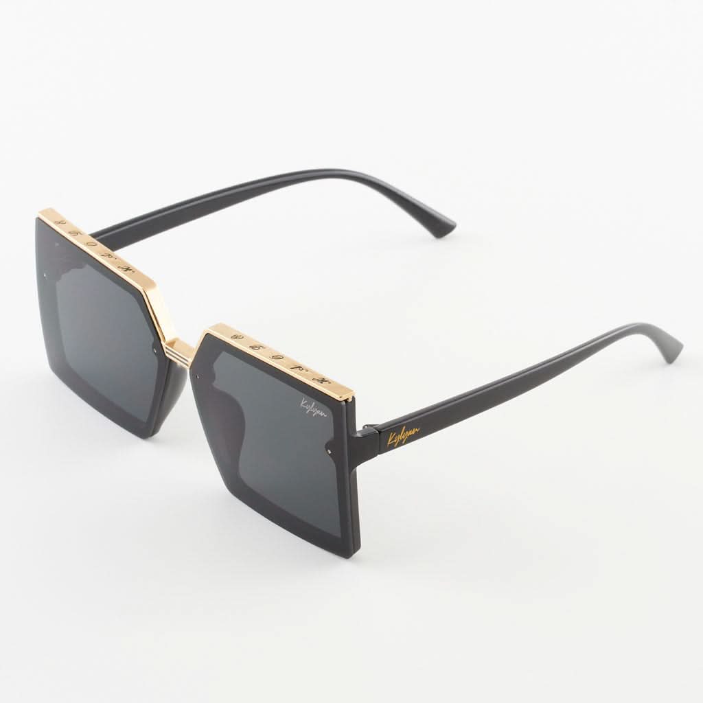 Karen Ochelari de soare