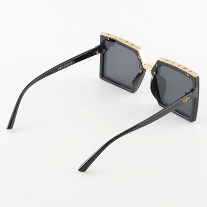 Karen Ochelari de soare