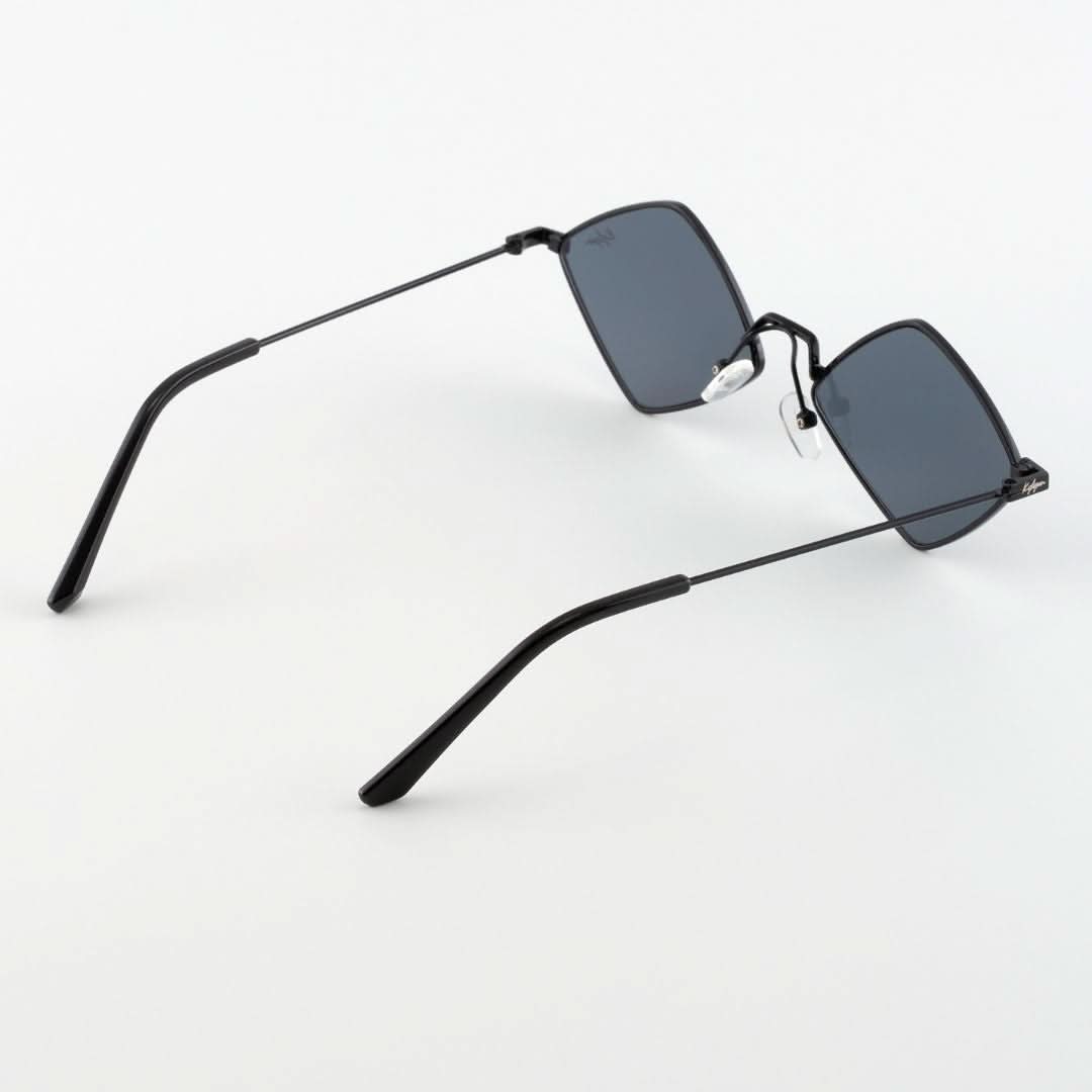 Ochelari de soare Vivian Black la preț redus